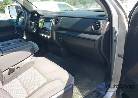 2014 Toyota Tundra Sr 5.7L V8 из США, поврежденный, VIN 5TFCY5F11EX016970